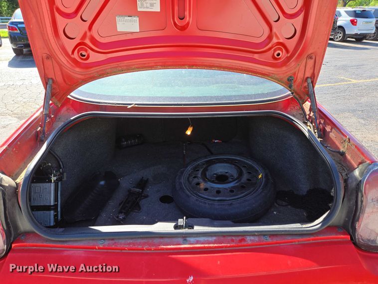 image for item ED2005 2001 Chevrolet Monte Carlo 