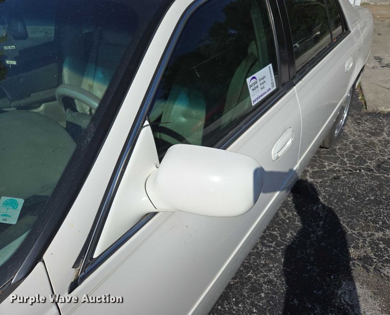 image for item ED2006 2000 Cadillac Deville 