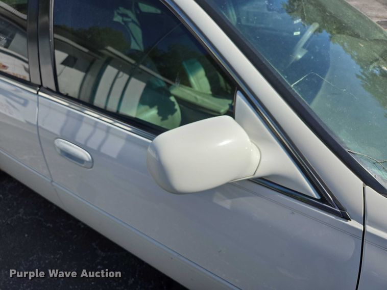 image for item ED2006 2000 Cadillac Deville 