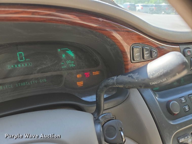 image for item ED2006 2000 Cadillac Deville 