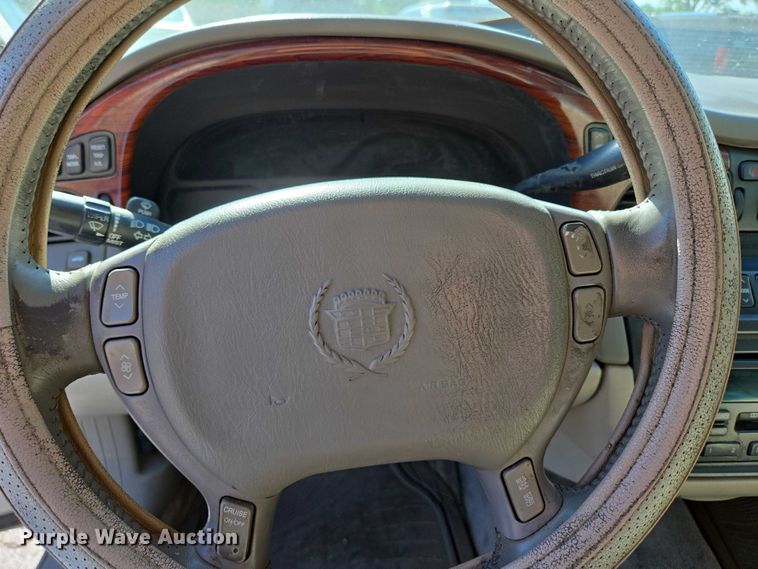 image for item ED2006 2000 Cadillac Deville 