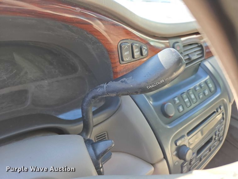 image for item ED2006 2000 Cadillac Deville 