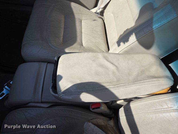 image for item ED2006 2000 Cadillac Deville 