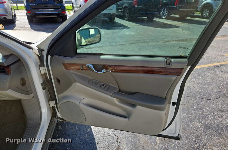 image for item ED2006 2000 Cadillac Deville 