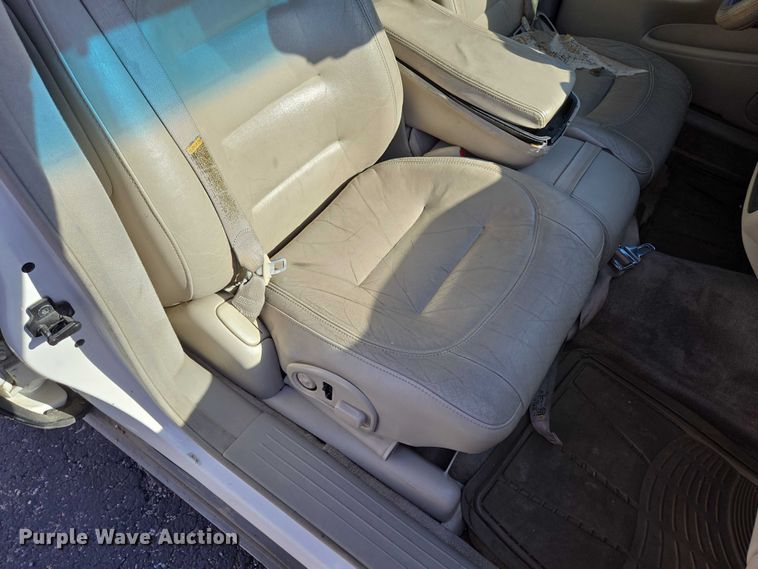 image for item ED2006 2000 Cadillac Deville 