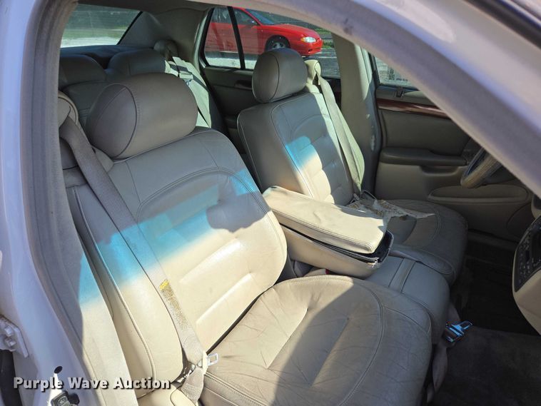 image for item ED2006 2000 Cadillac Deville 