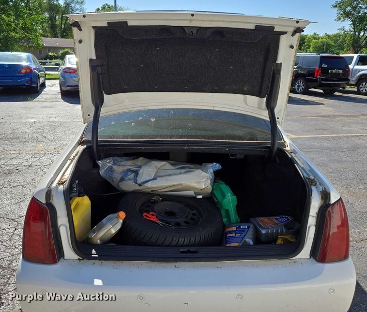 image for item ED2006 2000 Cadillac Deville 