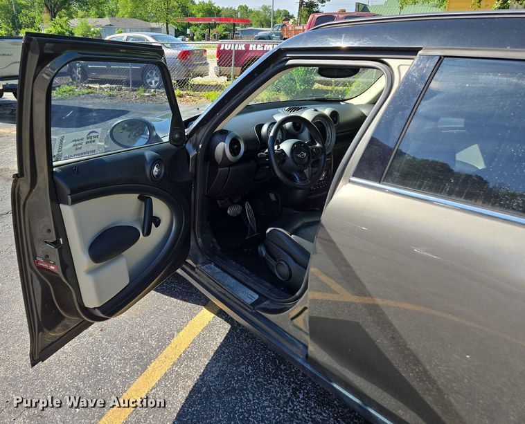 image for item ED2007 2011 Mini Countryman 