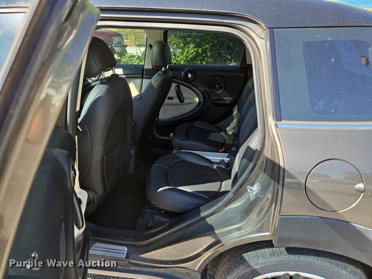 image for item ED2007 2011 Mini Countryman 