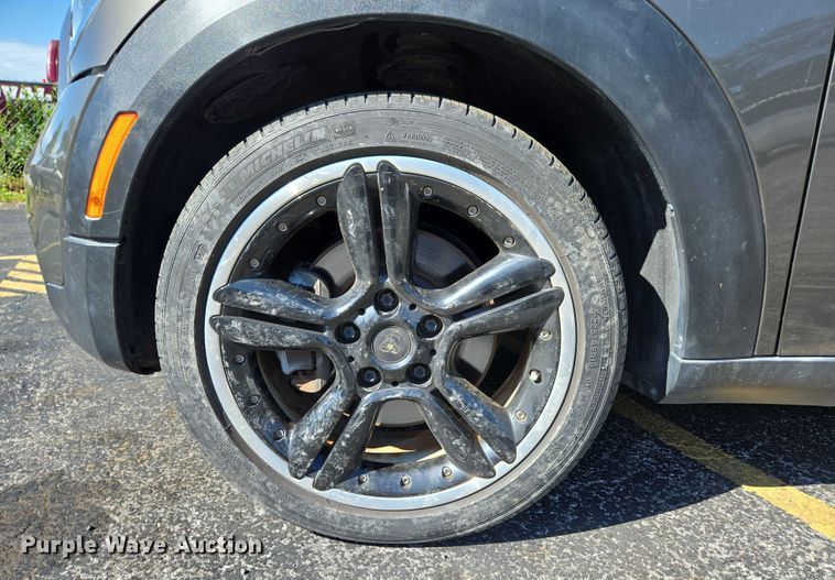 image for item ED2007 2011 Mini Countryman 