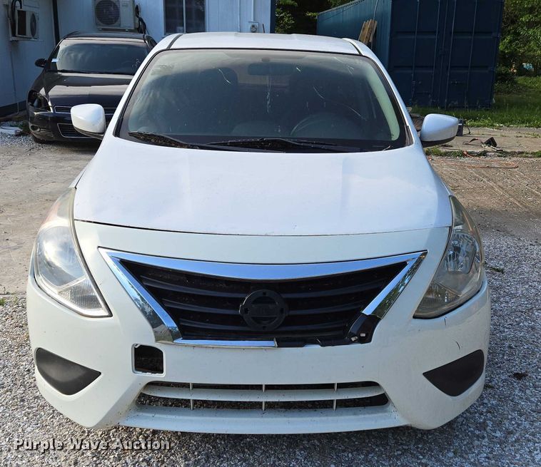 image for item ED2009 2015 Nissan Versa 