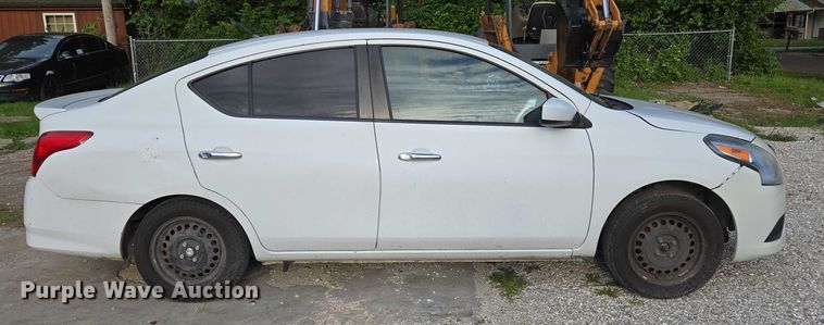 image for item ED2009 2015 Nissan Versa 