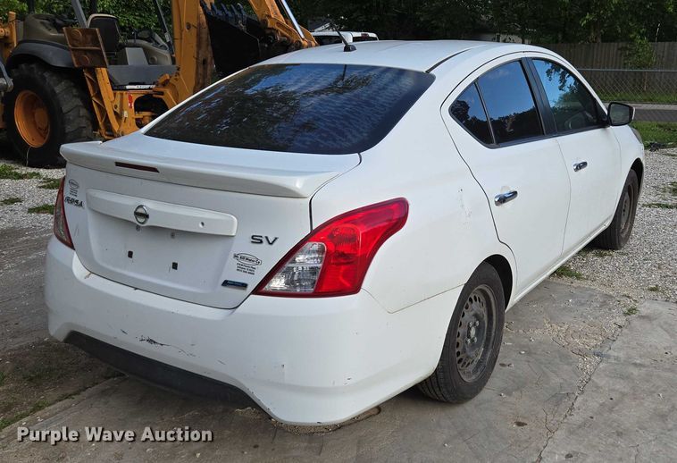 image for item ED2009 2015 Nissan Versa 