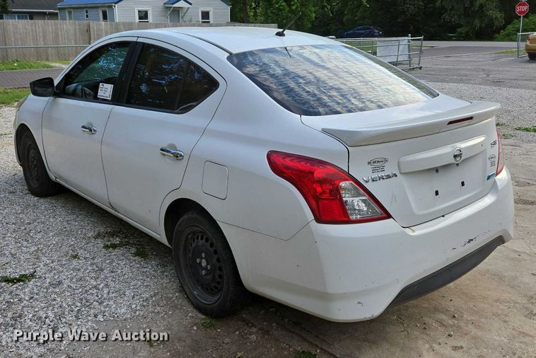 image for item ED2009 2015 Nissan Versa 