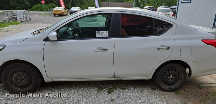 image for item ED2009 2015 Nissan Versa 