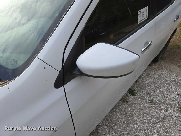 image for item ED2009 2015 Nissan Versa 