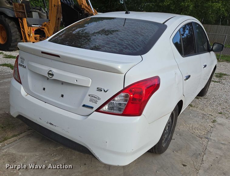image for item ED2009 2015 Nissan Versa 