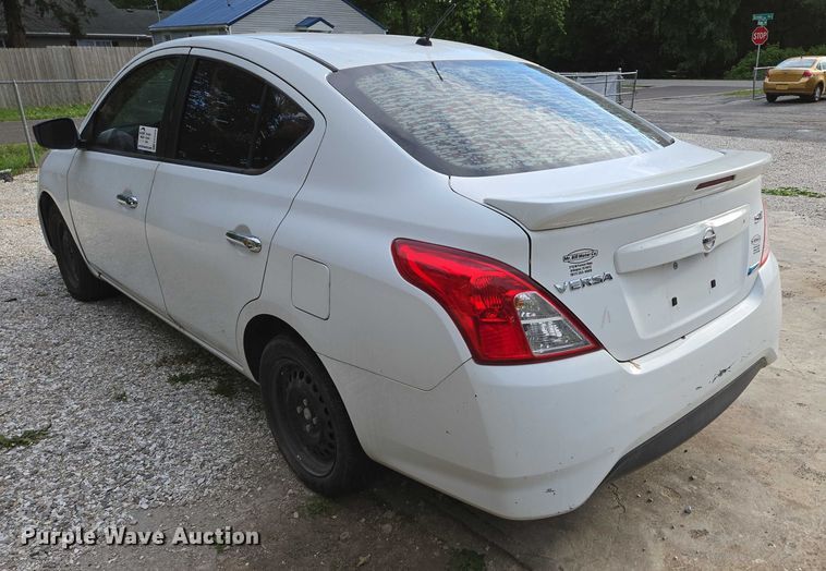 image for item ED2009 2015 Nissan Versa 