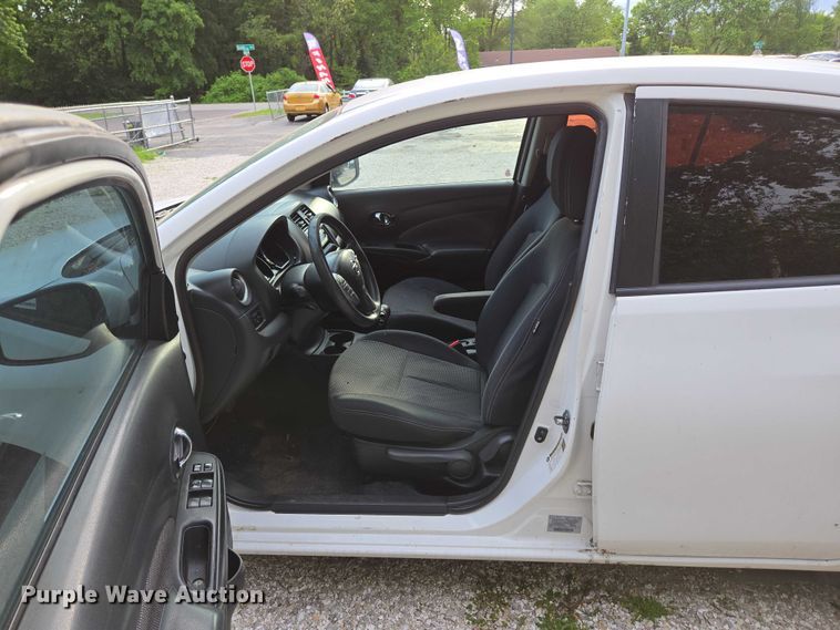 image for item ED2009 2015 Nissan Versa 
