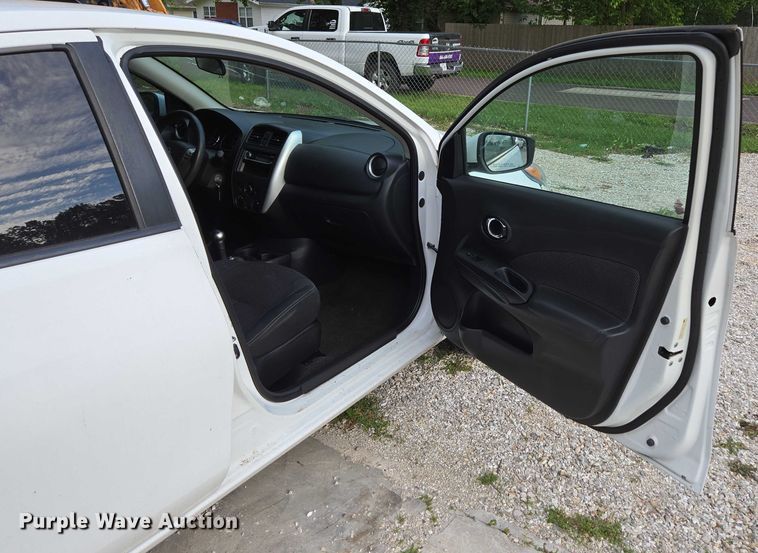 image for item ED2009 2015 Nissan Versa 