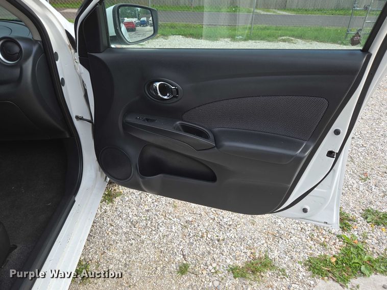 image for item ED2009 2015 Nissan Versa 