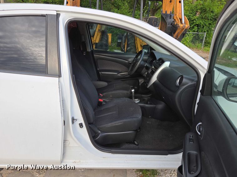 image for item ED2009 2015 Nissan Versa 