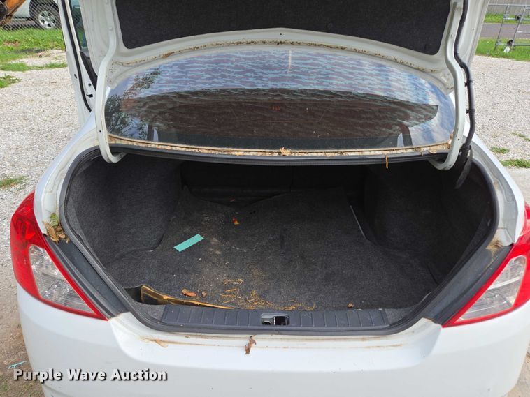 image for item ED2009 2015 Nissan Versa 