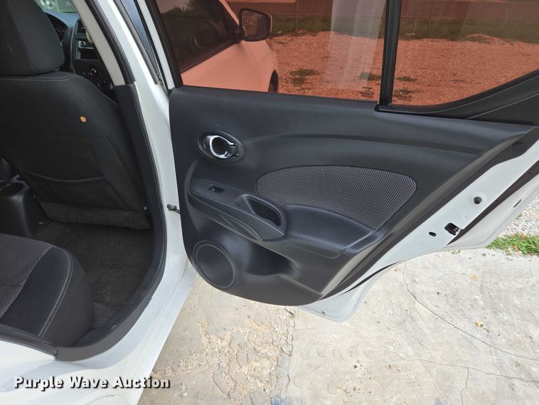 image for item ED2009 2015 Nissan Versa 