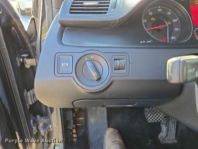 image for item ED2010 2007 Volkswagen Passat 