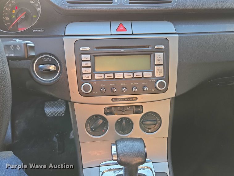 image for item ED2010 2007 Volkswagen Passat 