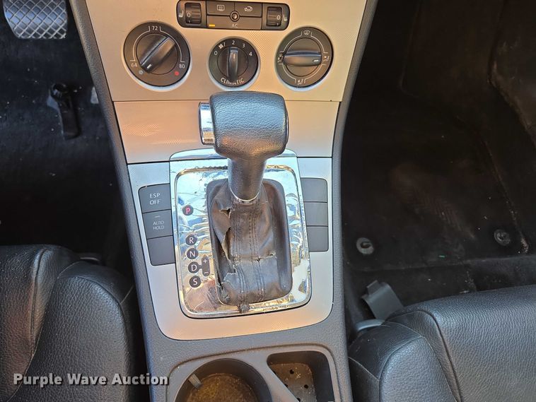 image for item ED2010 2007 Volkswagen Passat 