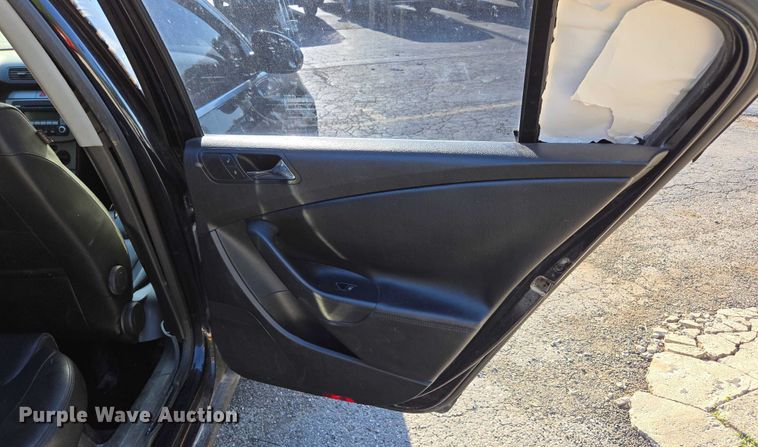 image for item ED2010 2007 Volkswagen Passat 