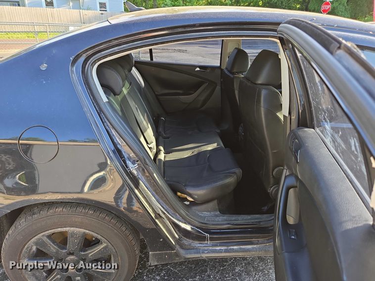 image for item ED2010 2007 Volkswagen Passat 