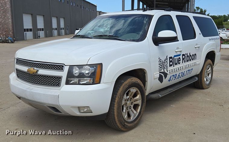 image for item ED2016 2012 Chevrolet Suburban 1500 SUV