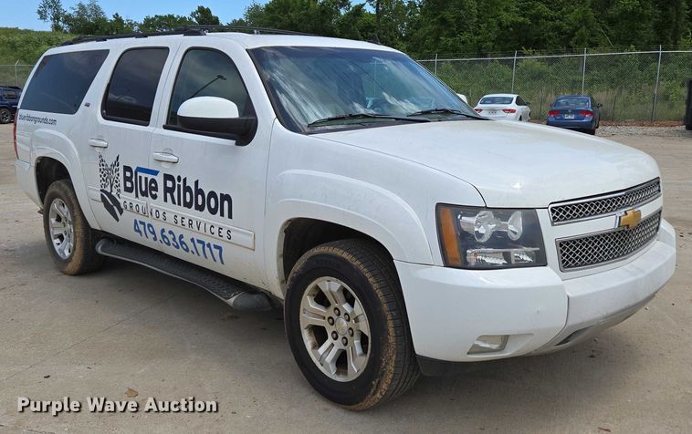 image for item ED2016 2012 Chevrolet Suburban 1500 SUV