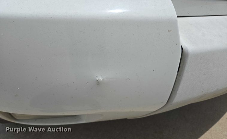 image for item ED2016 2012 Chevrolet Suburban 1500 SUV