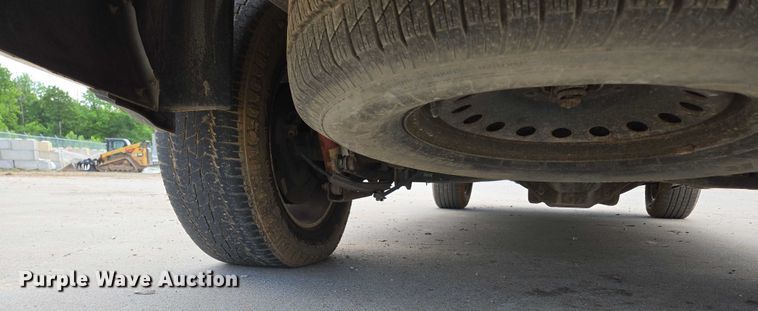 image for item ED2016 2012 Chevrolet Suburban 1500 SUV