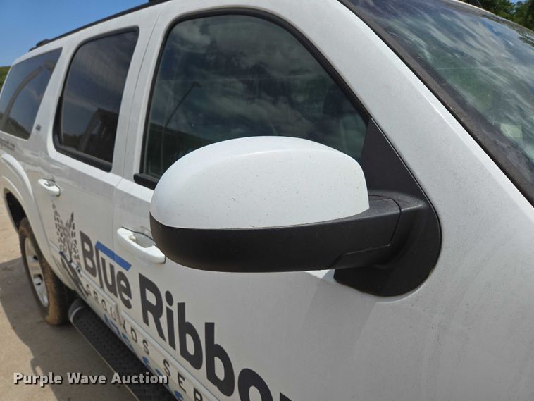 image for item ED2016 2012 Chevrolet Suburban 1500 SUV