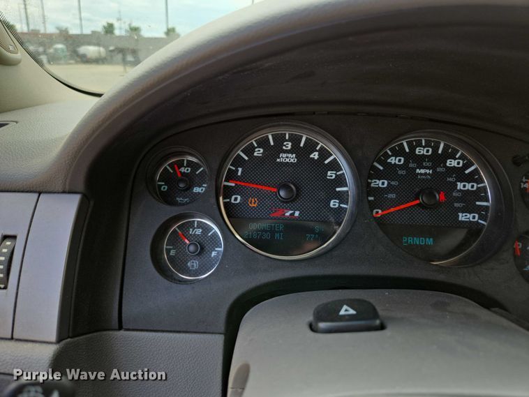 image for item ED2016 2012 Chevrolet Suburban 1500 SUV