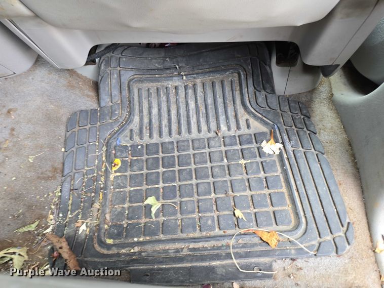 image for item ED2016 2012 Chevrolet Suburban 1500 SUV