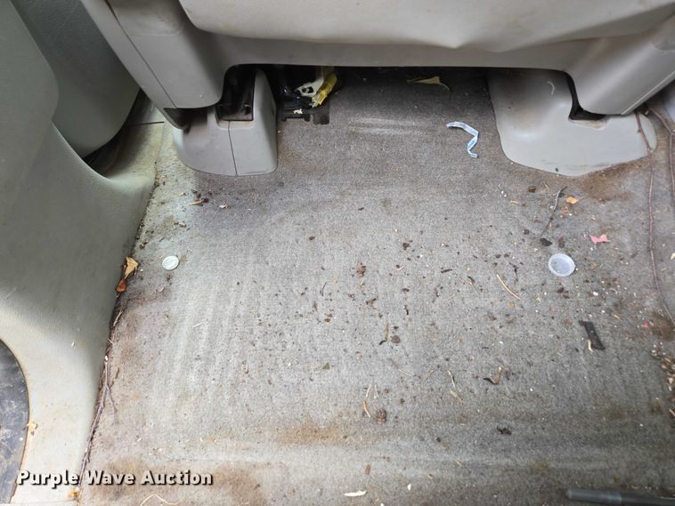 image for item ED2016 2012 Chevrolet Suburban 1500 SUV