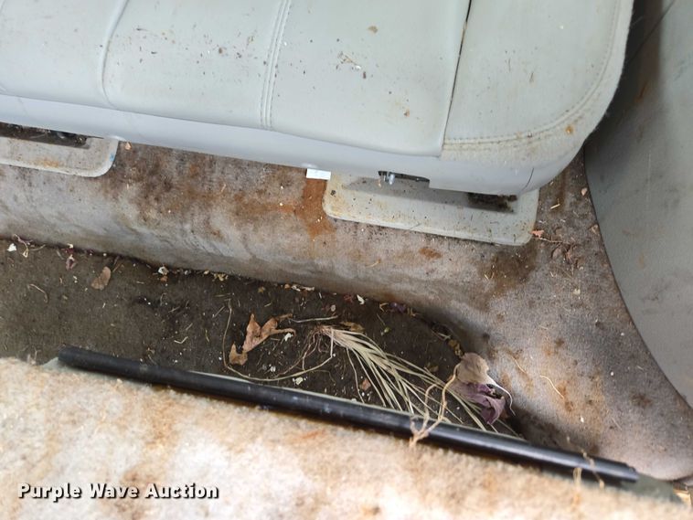 image for item ED2016 2012 Chevrolet Suburban 1500 SUV