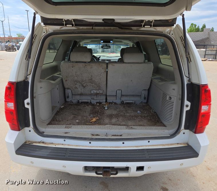 image for item ED2016 2012 Chevrolet Suburban 1500 SUV