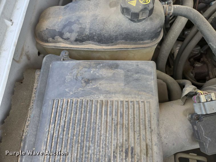 image for item ED2016 2012 Chevrolet Suburban 1500 SUV