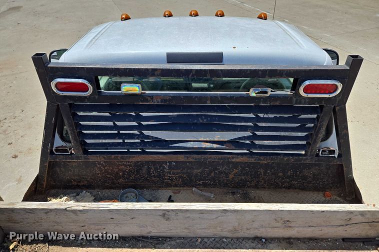 image for item ED2018 2006 Ford F450 Super Duty flatbed pickup truck