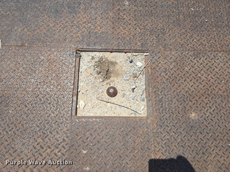 image for item ED2018 2006 Ford F450 Super Duty flatbed pickup truck