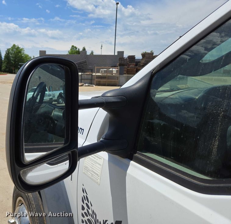 image for item ED2018 2006 Ford F450 Super Duty flatbed pickup truck