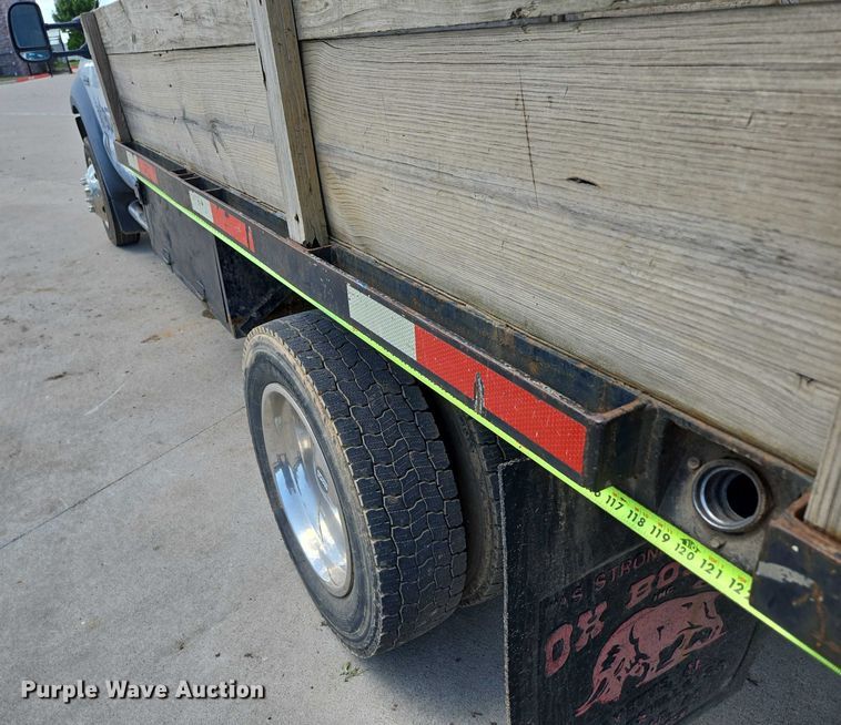 image for item ED2018 2006 Ford F450 Super Duty flatbed pickup truck