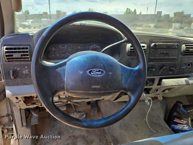 image for item ED2018 2006 Ford F450 Super Duty flatbed pickup truck