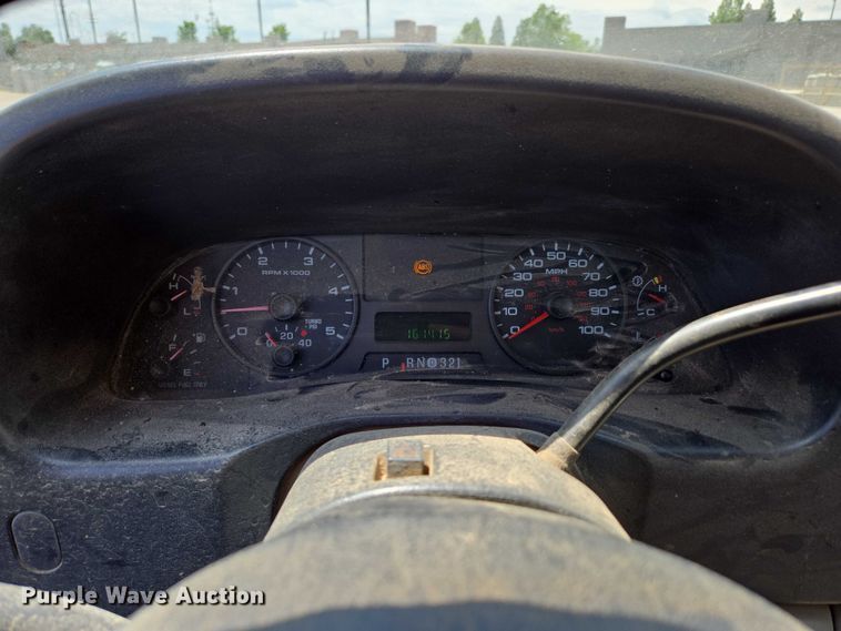 image for item ED2018 2006 Ford F450 Super Duty flatbed pickup truck